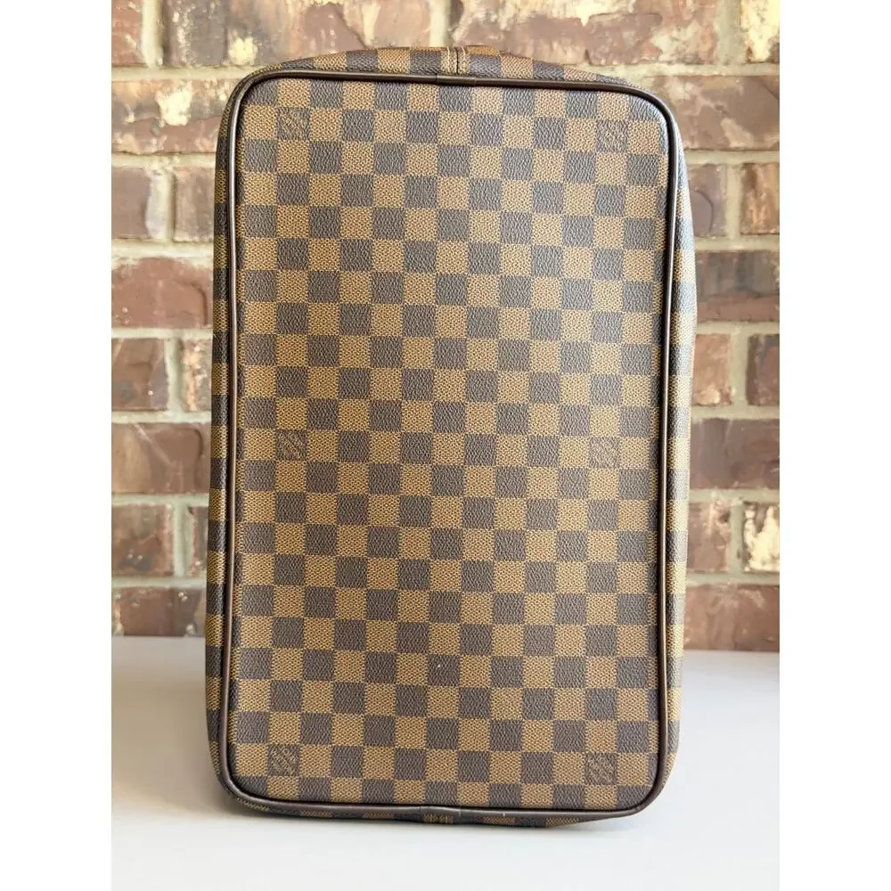 Louis Vuitton color brown